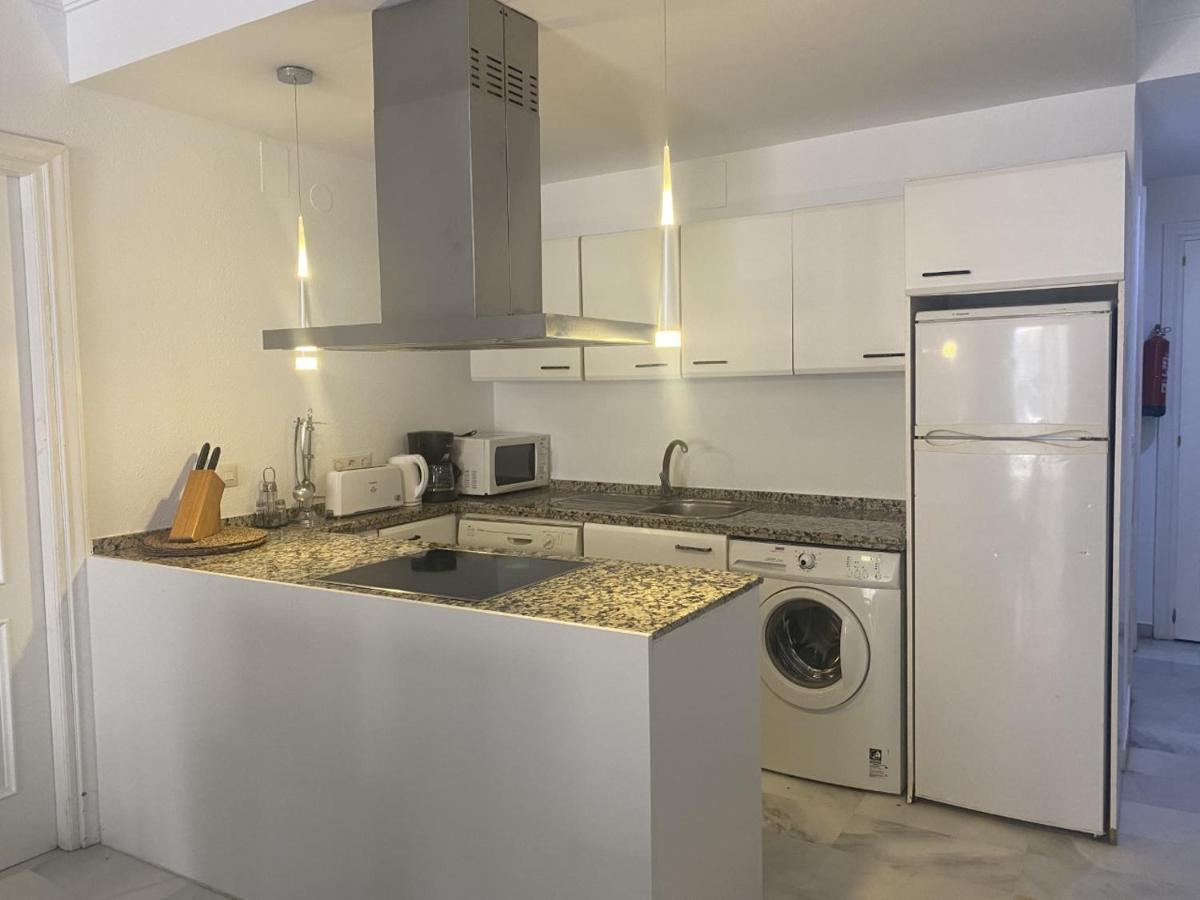 Apartemen Large And Elegant In Puerto Banus With Pools And Paddle